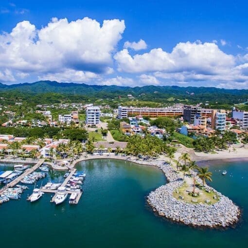 The 3-Day private Fly & Buy Real Estate Tour Puerto Vallarta is the best way to make an informed decision for your real estate acquisition strategy.
